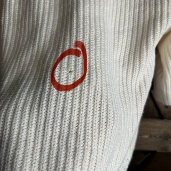 (1)New York and Co. knit short bell sleeve cream sweater size LG. - Picture 9 of 10